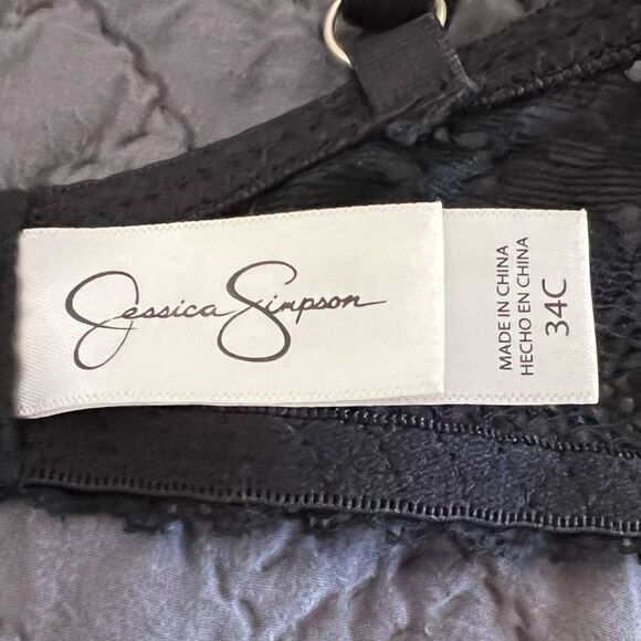 Jessica Simpson 34C Bra - Picture 6 of 8